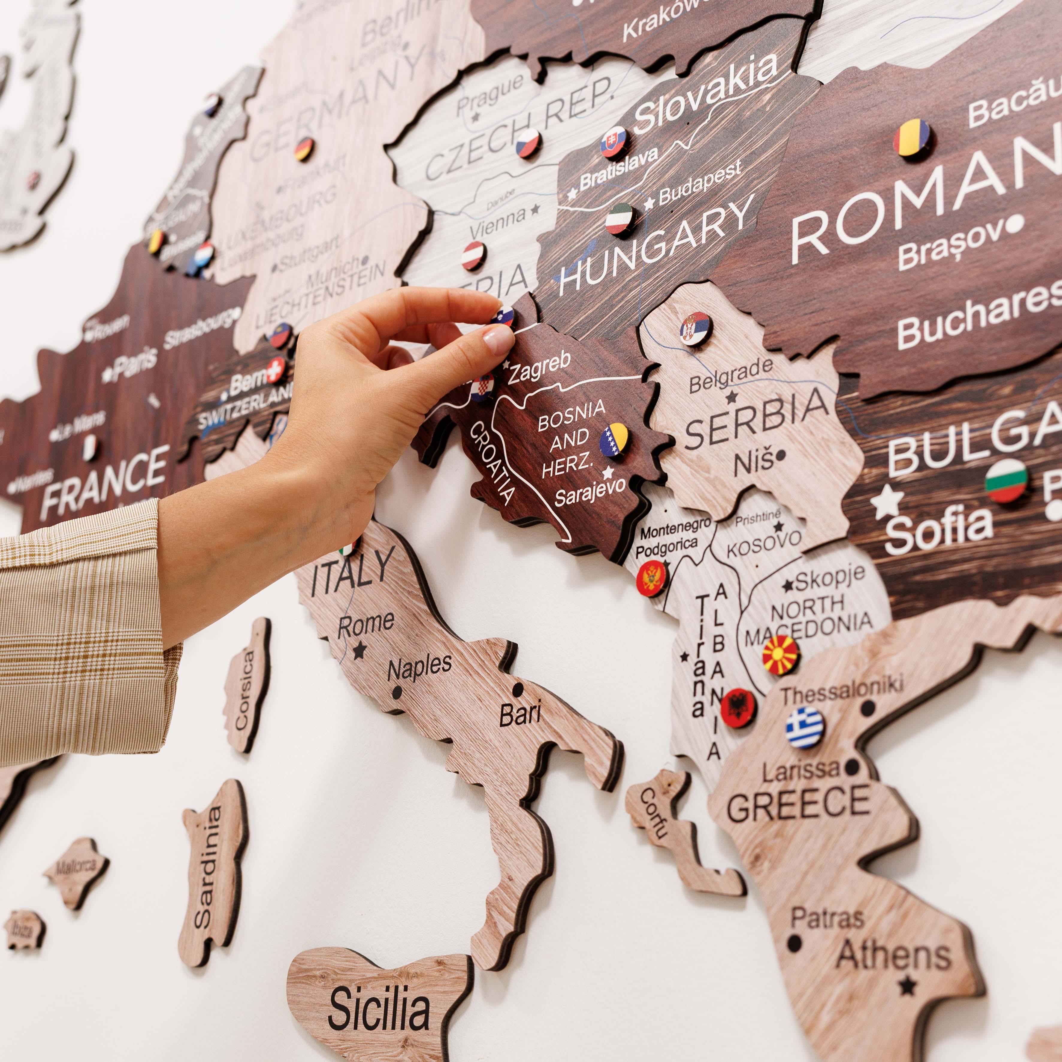 Europa Holzkarte Cappuccino