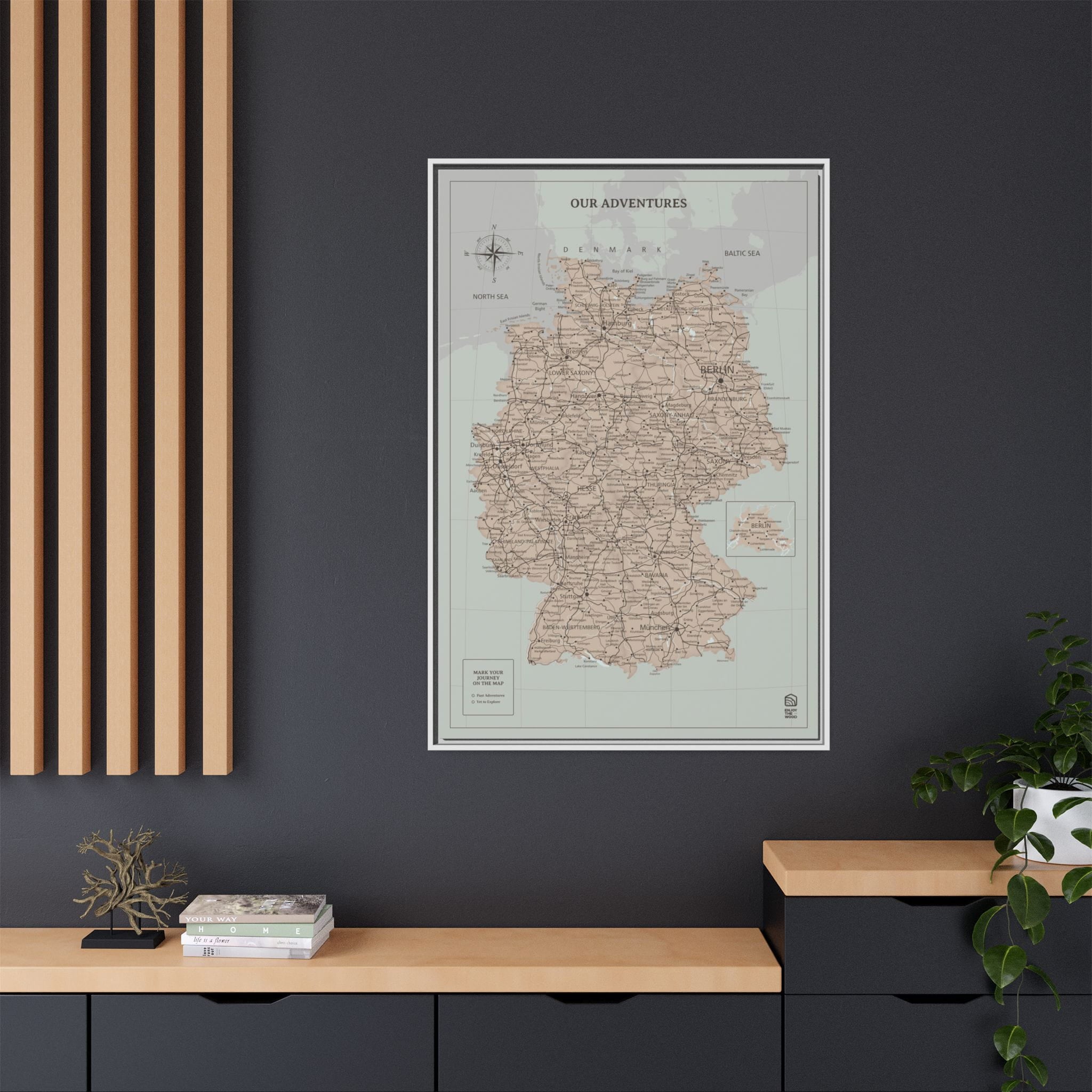 Wooden map of Germany on canvas - Antique