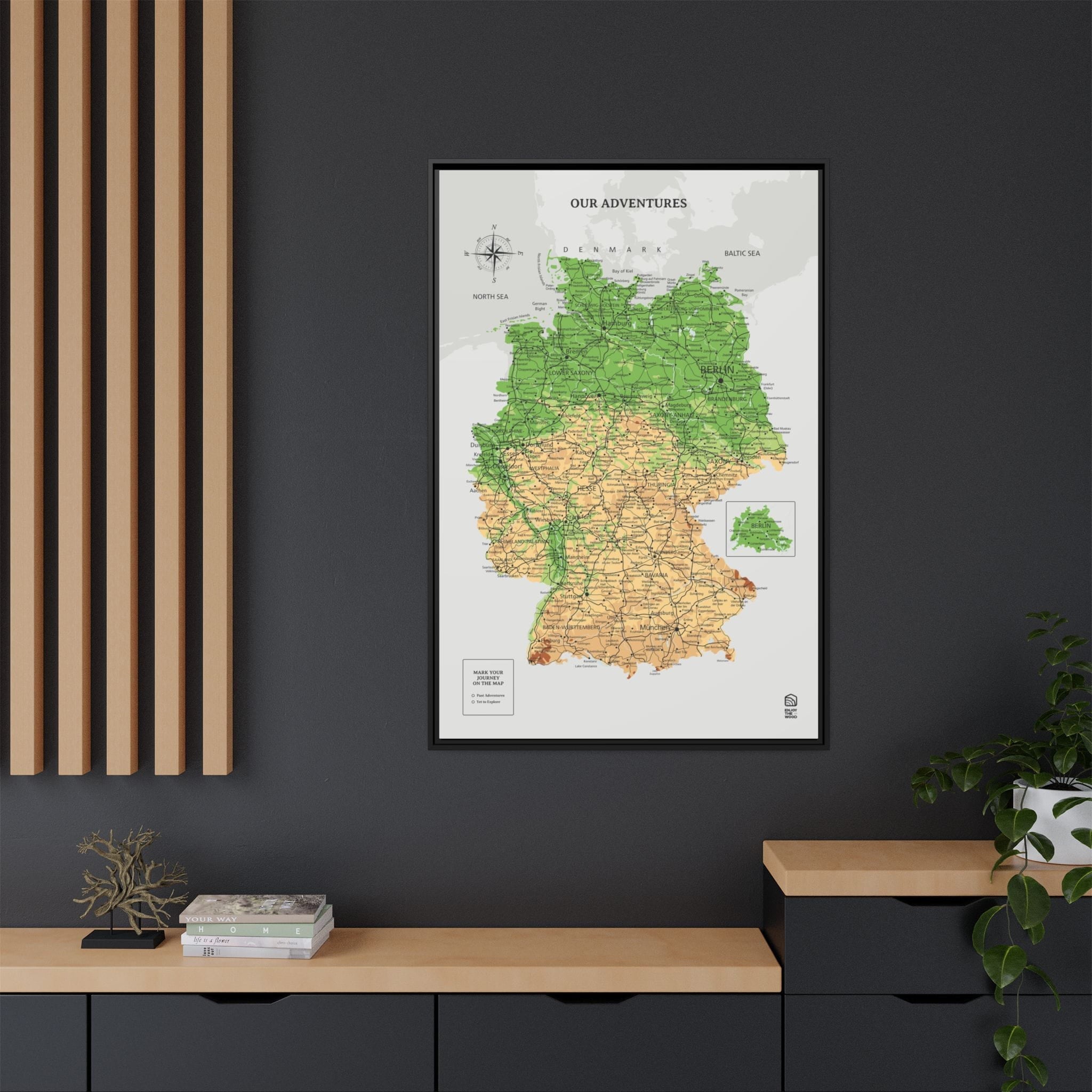 Wooden map of Germany on canvas - Physical