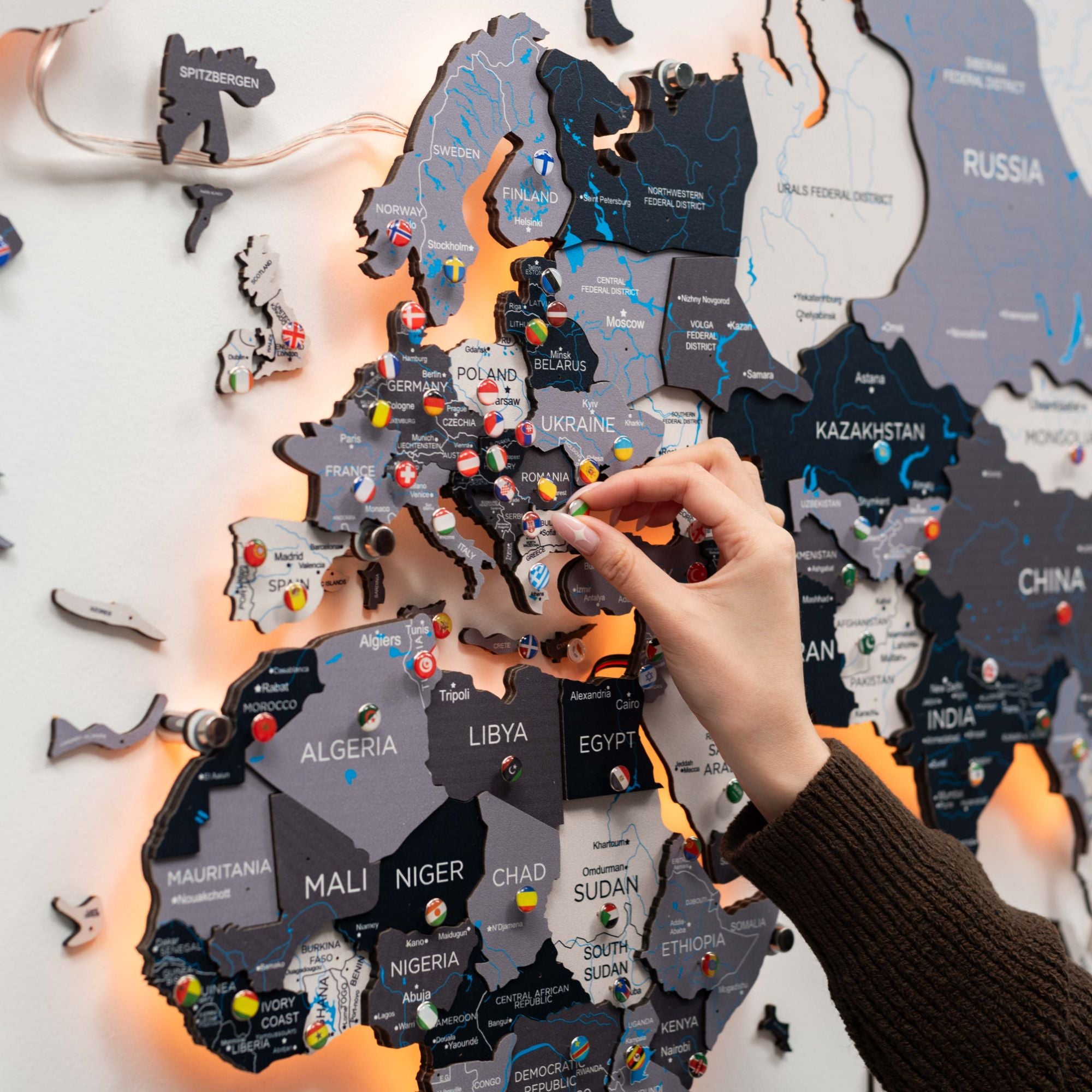 LED Holz Weltkarte Nordik