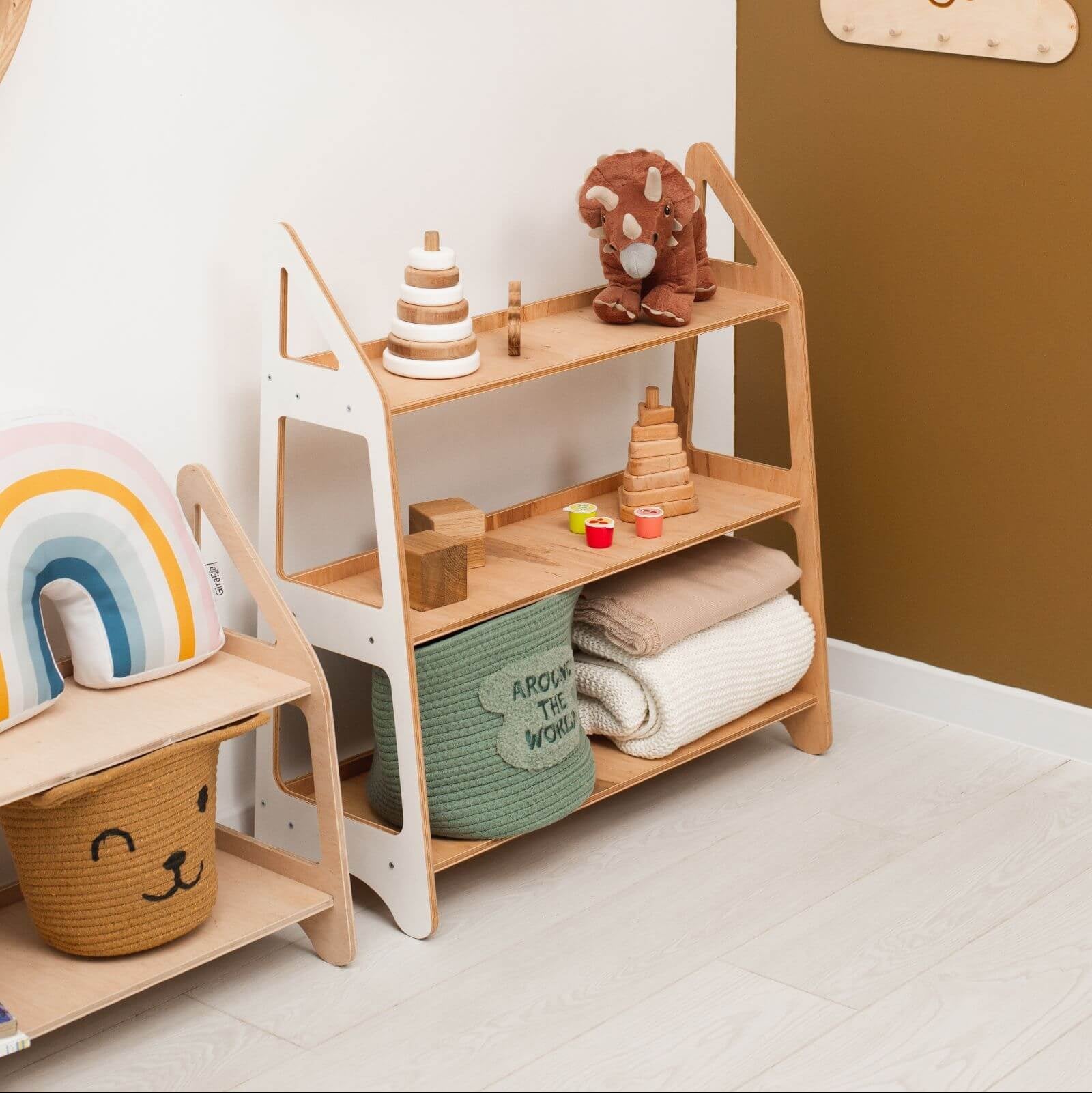 bookshelf toy