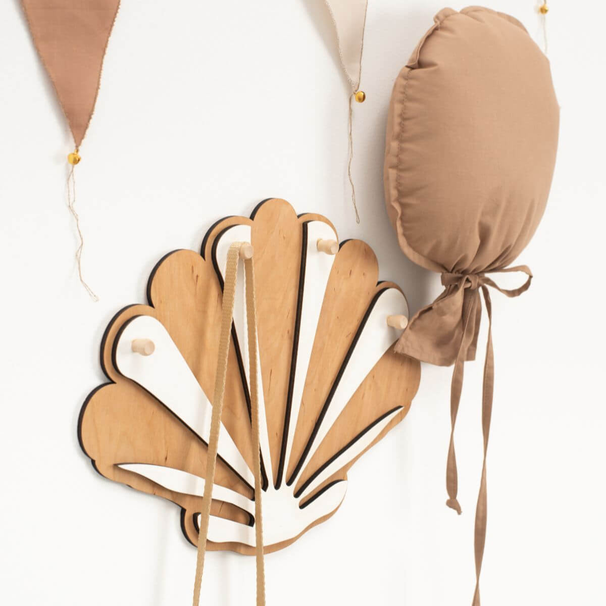 sea shell wall hanger for nursery