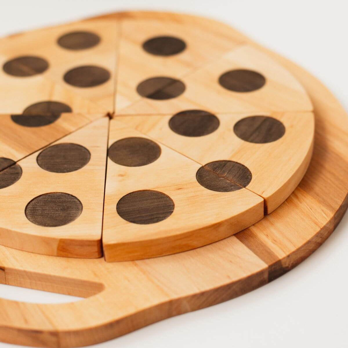 wooden pizza set