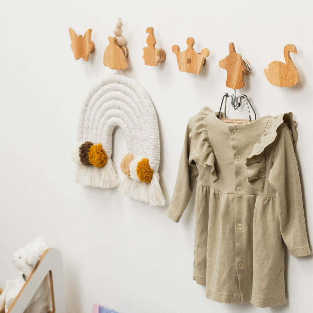 decorative hooks for girls