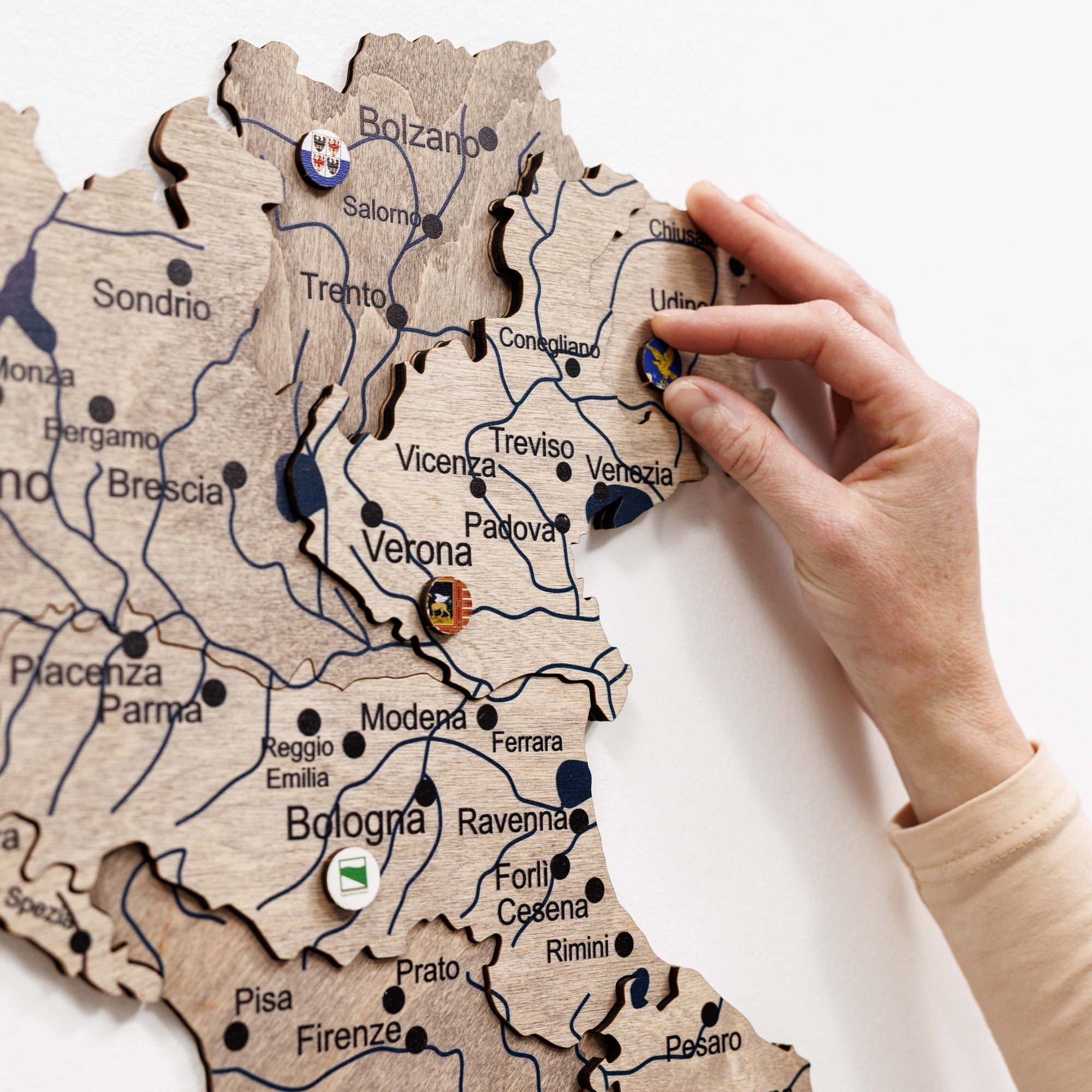 3D Wooden Map of Italy – Terra