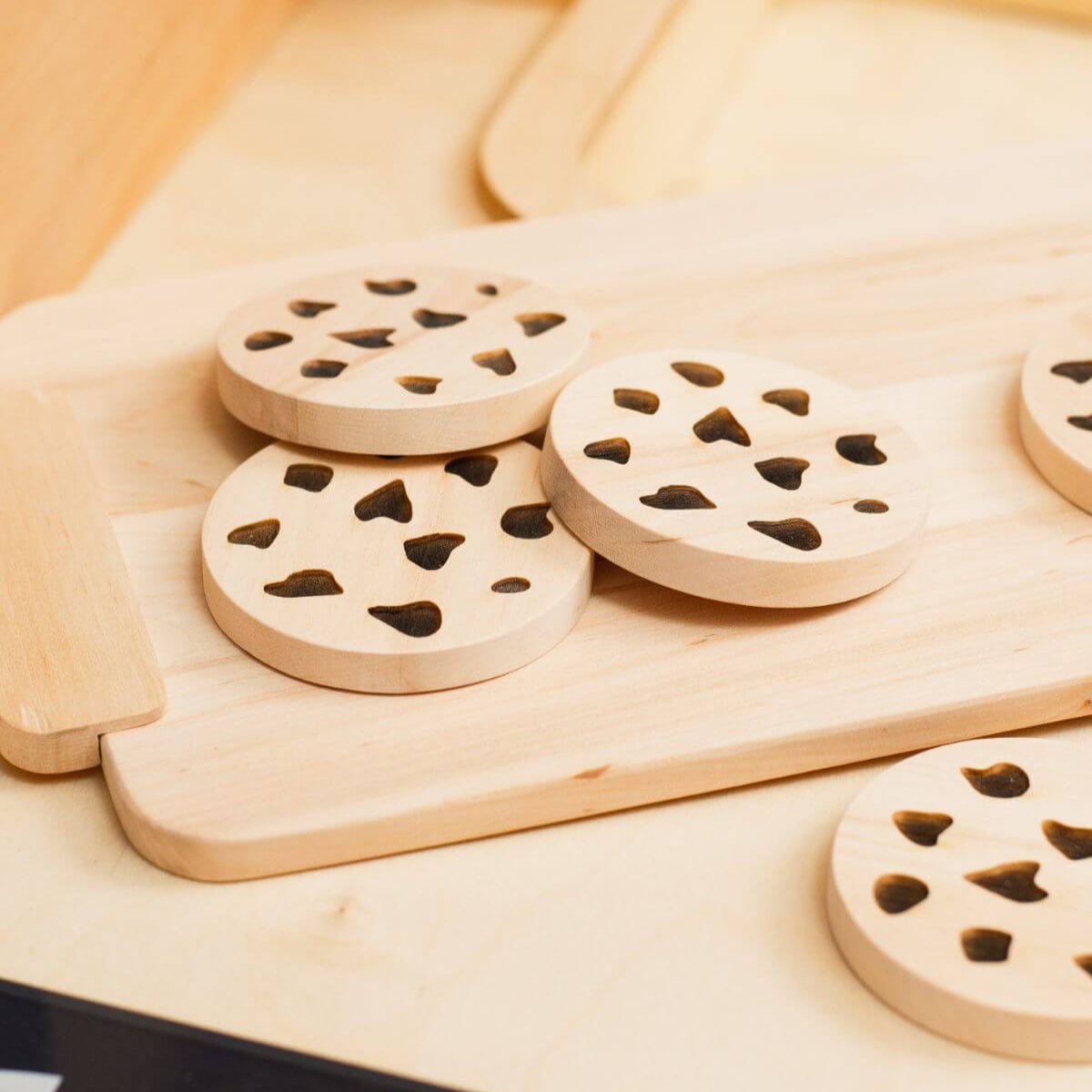 toy biscuits cookies