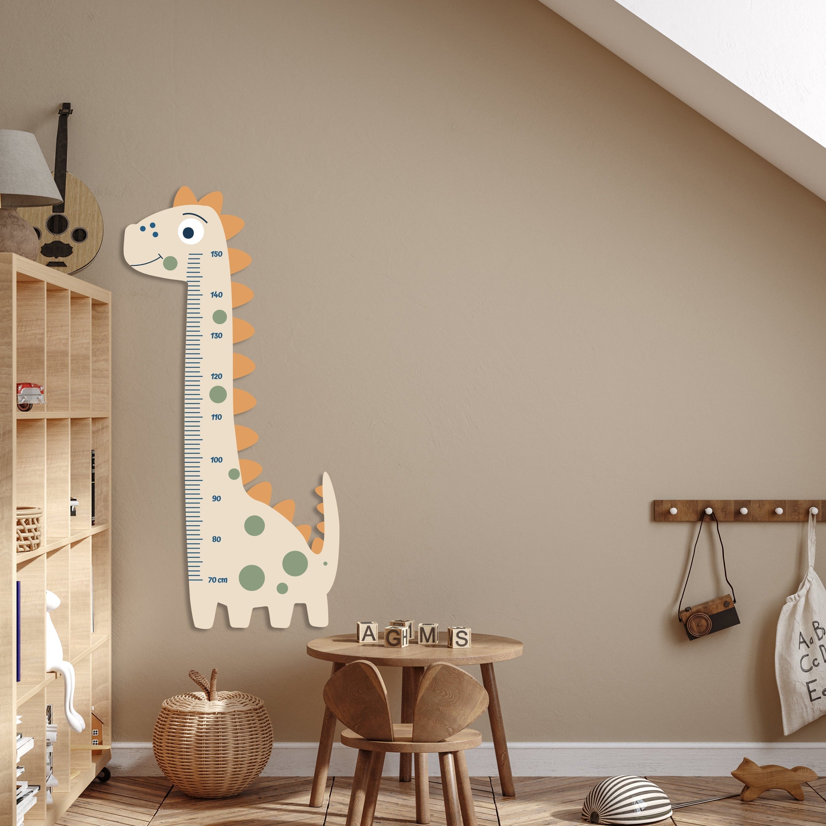 growth wooden chart