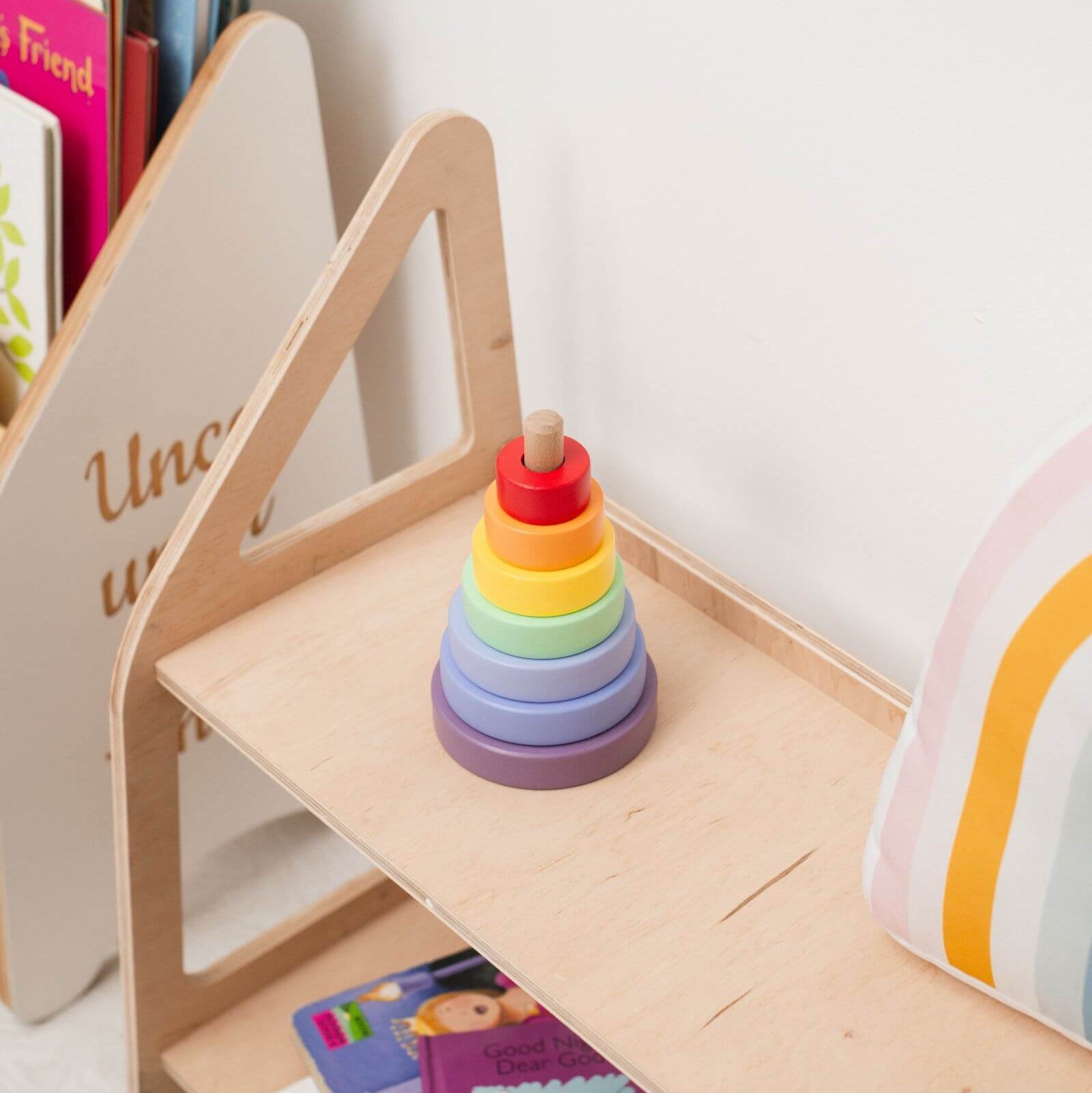 woody shelf kids