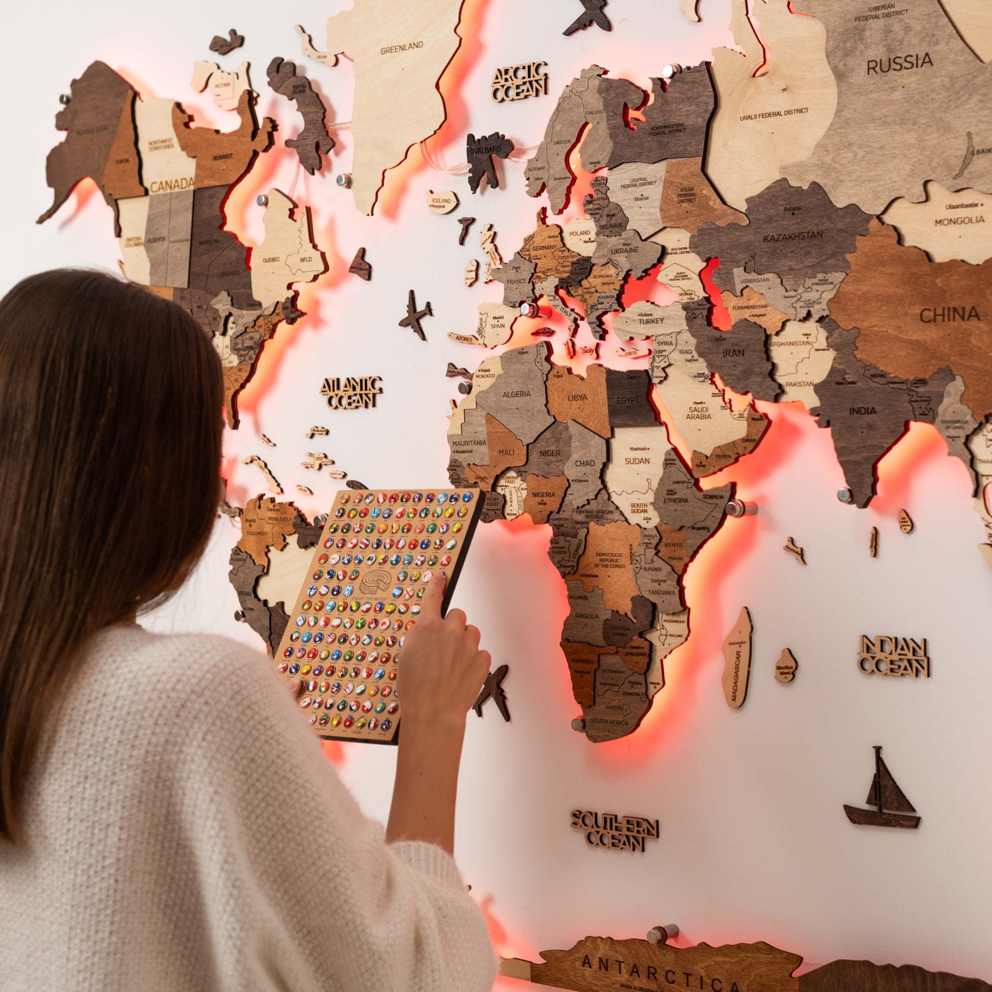 3D LED Wooden World Map 3.0 Multicolor