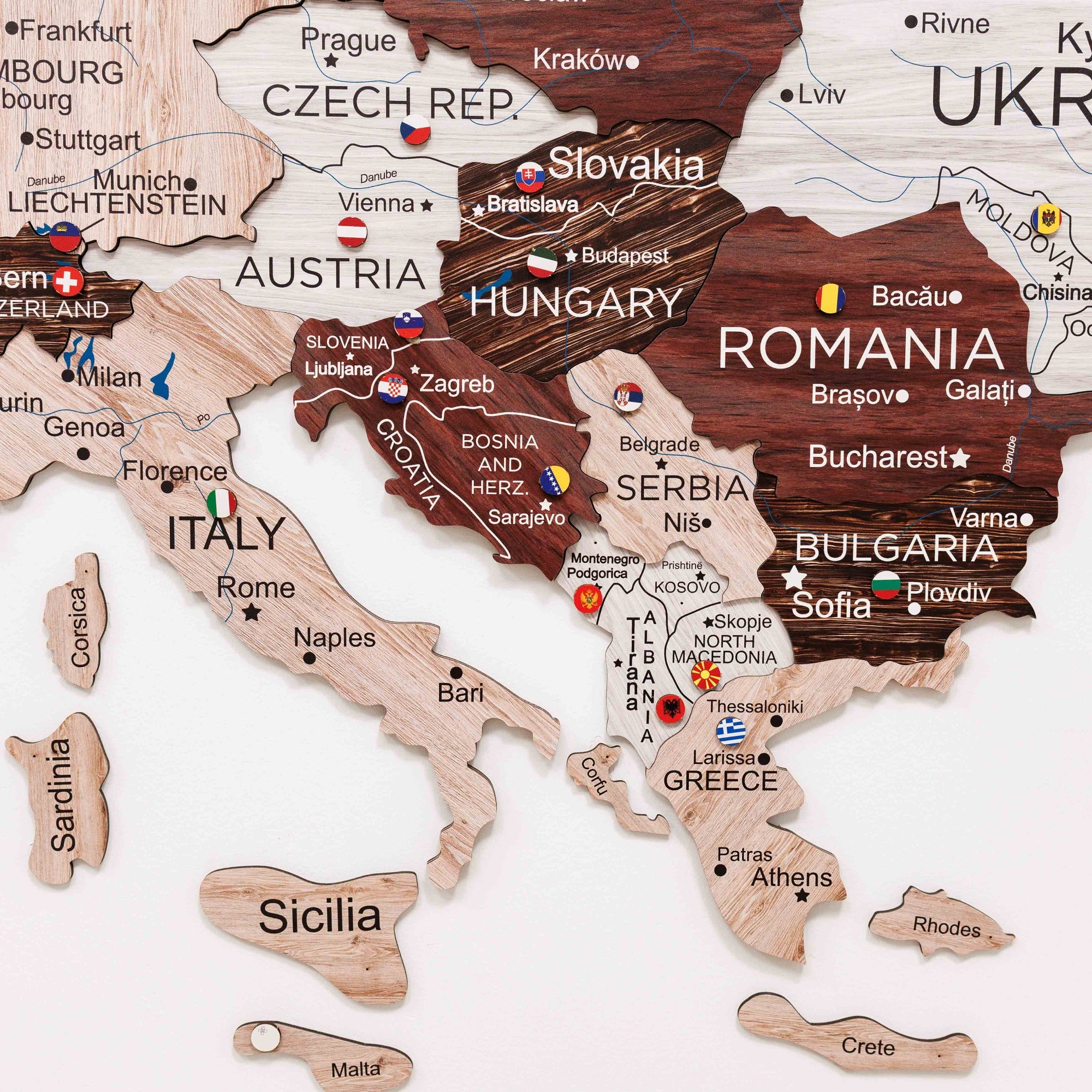 Europa Holzkarte Cappuccino