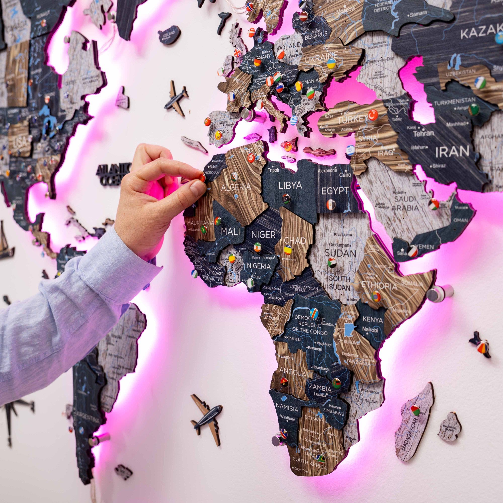 3D-LED / Luminous Holz-Weltkarte 3.0 – Mystery