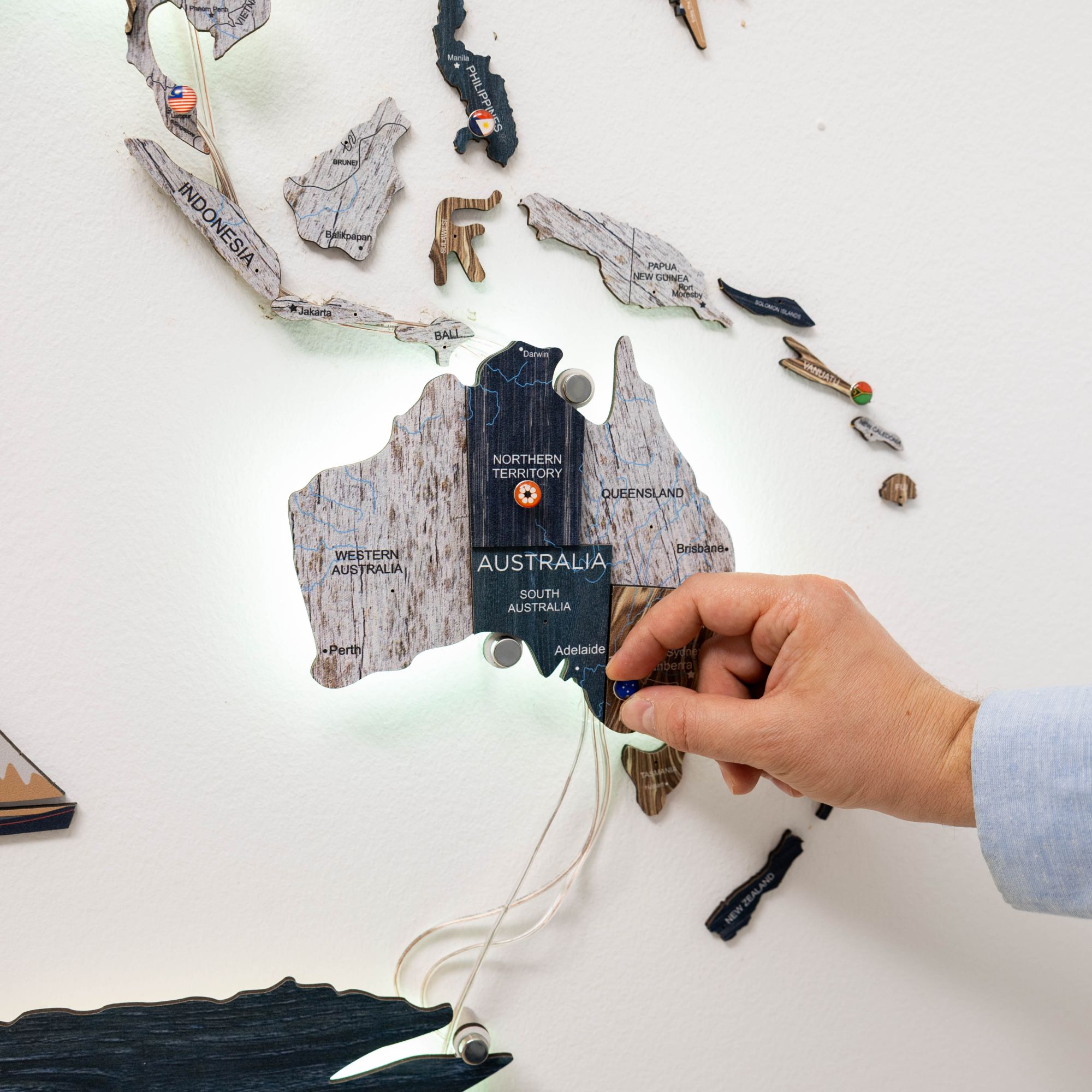 3D-LED / Luminous Holz-Weltkarte 3.0 – Mystery