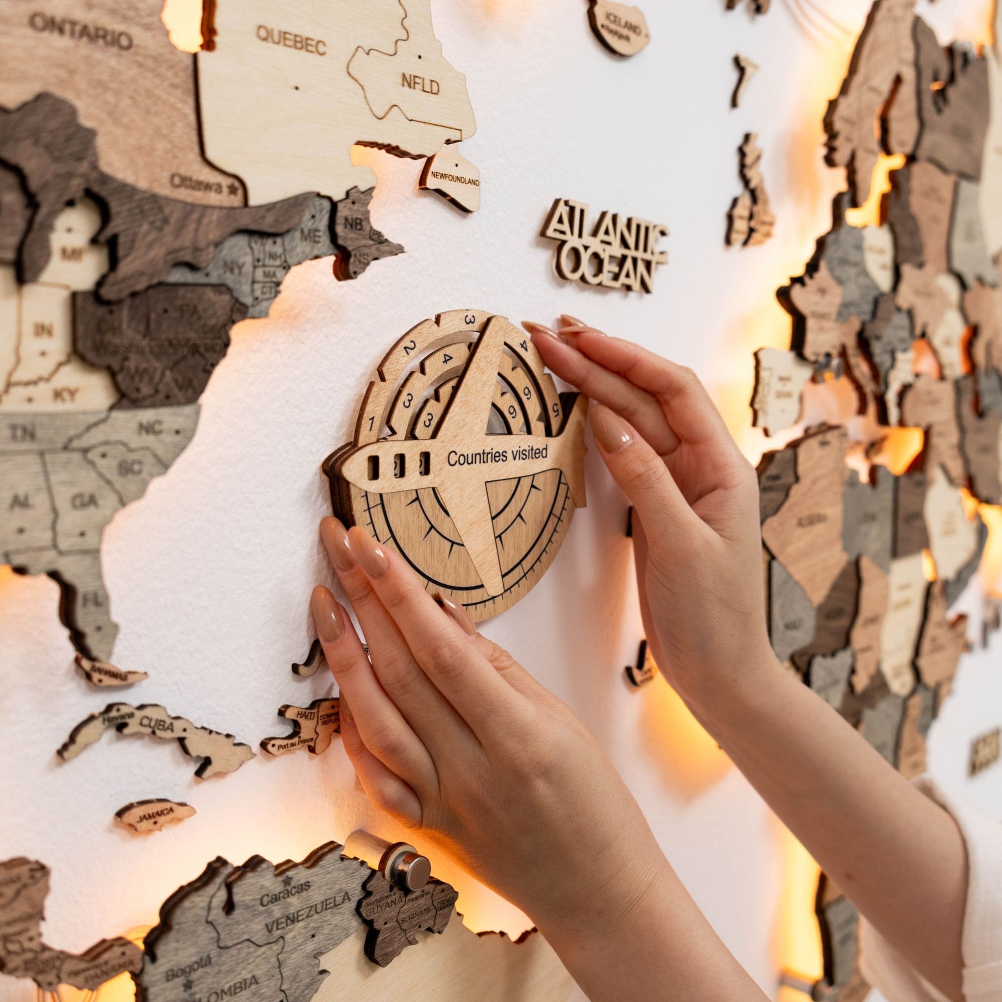 Reisetracker 3D Weltkarte aus Holz