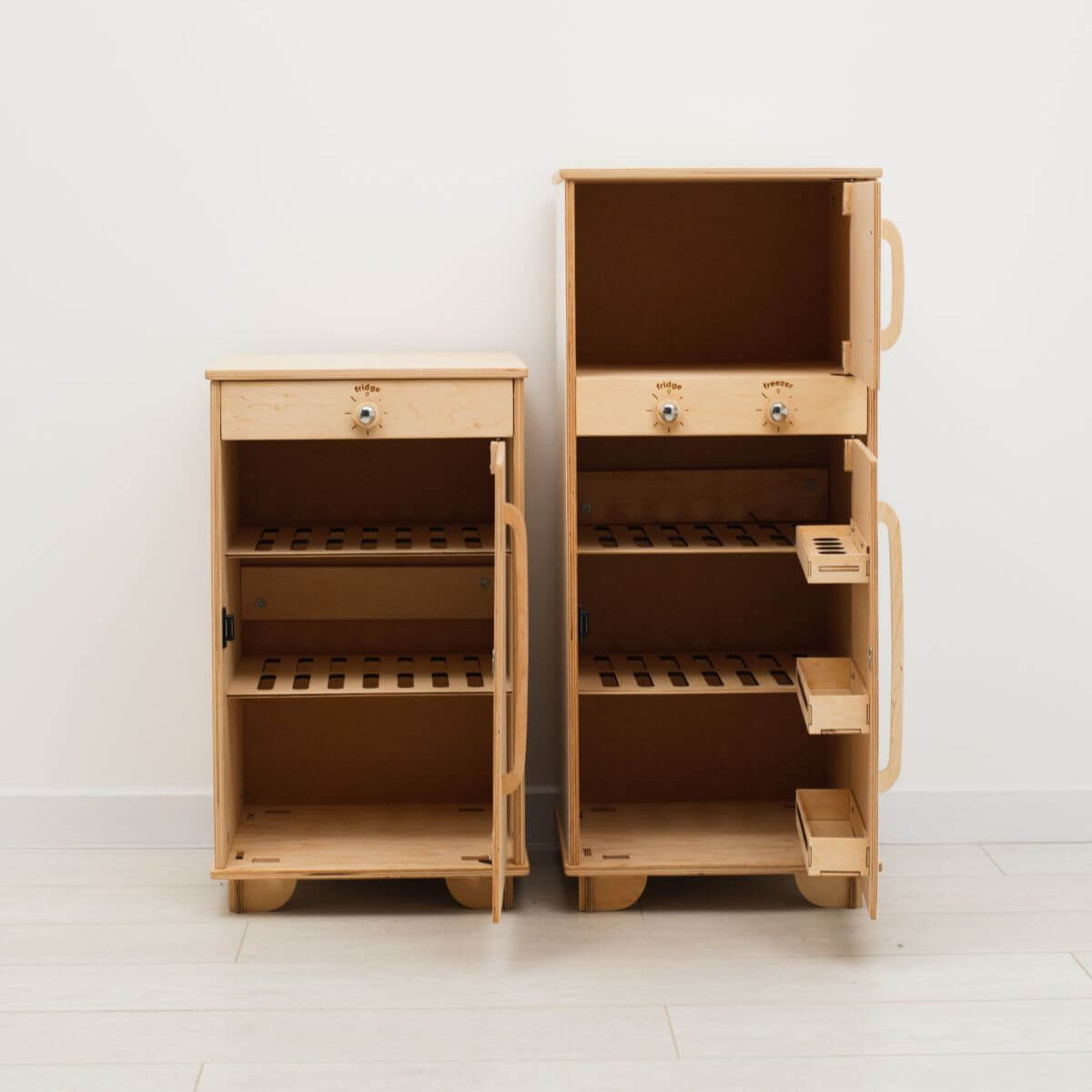 wooden fridge play