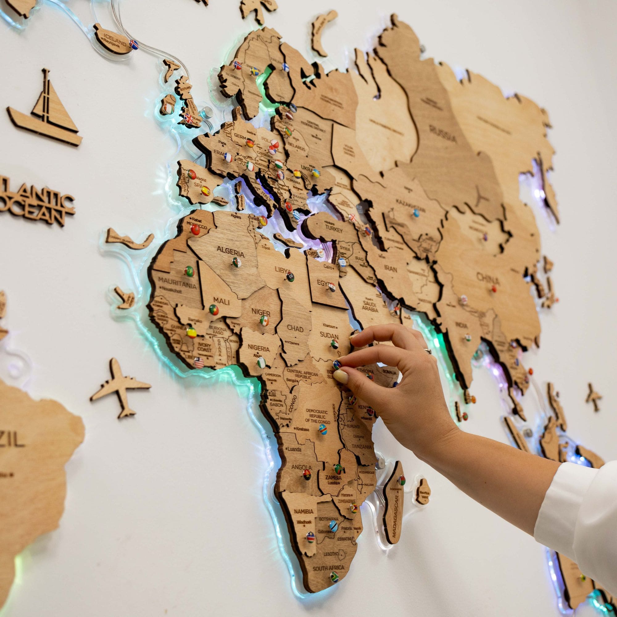 3D LED Wooden World Map 2.0 - Gold