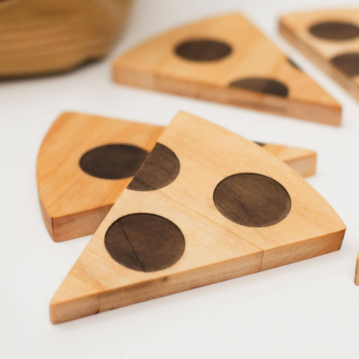 wooden toy pizza 