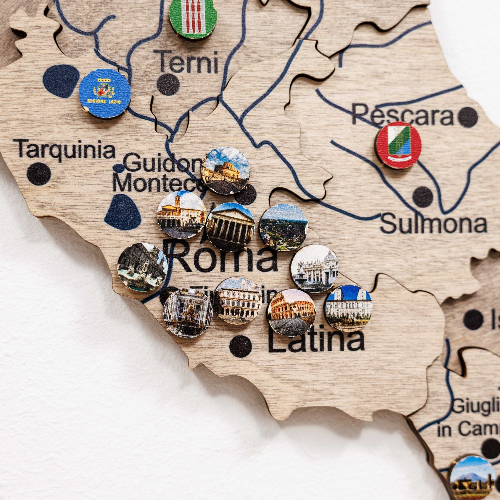 3D Wooden Map of Italy – Terra